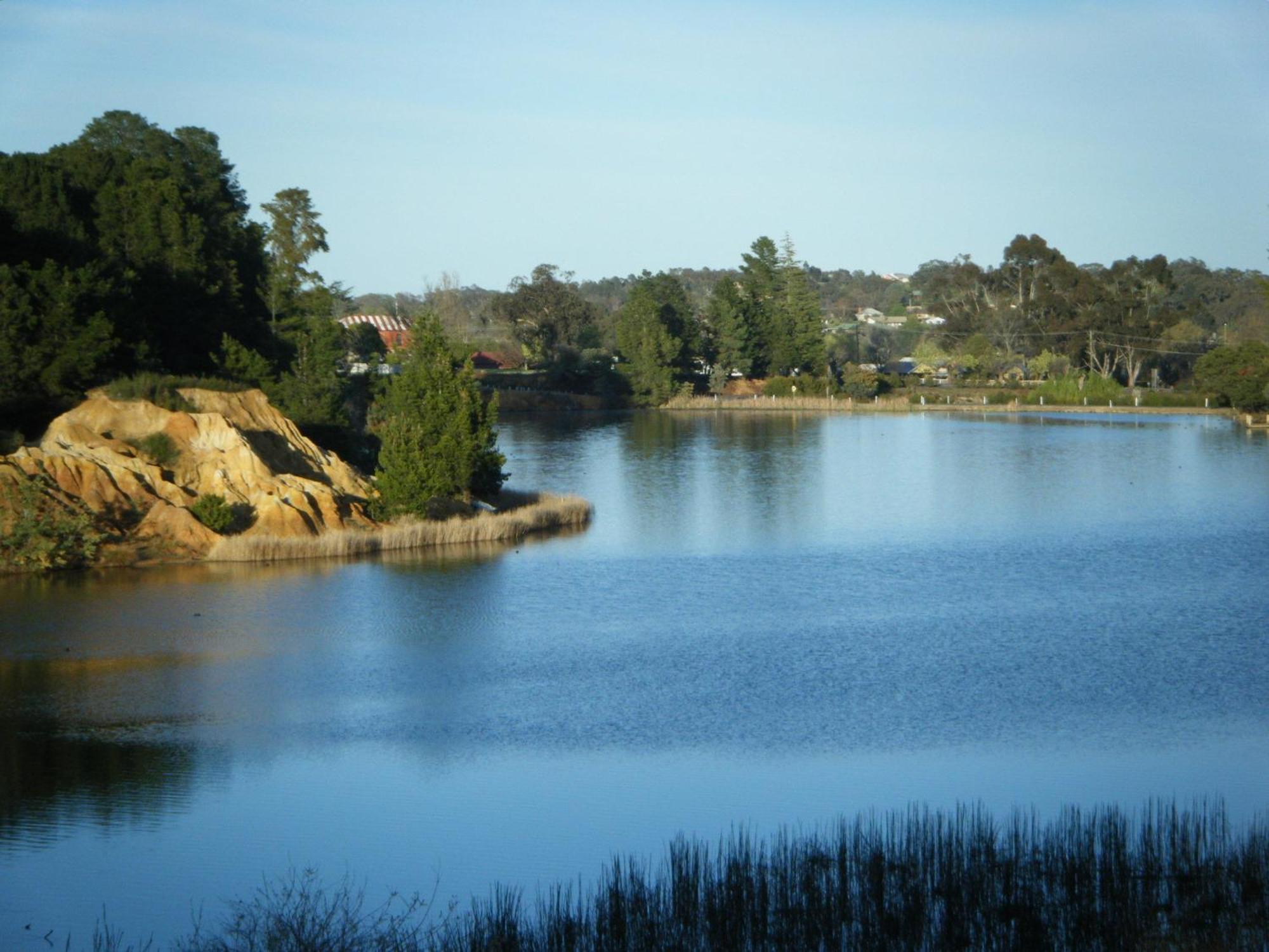 Beechworth Lake Sambell Caravan Park Buitenkant foto